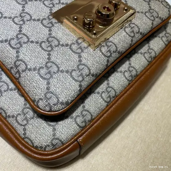 First bag ru bag mini Padlock GUCCI 0525